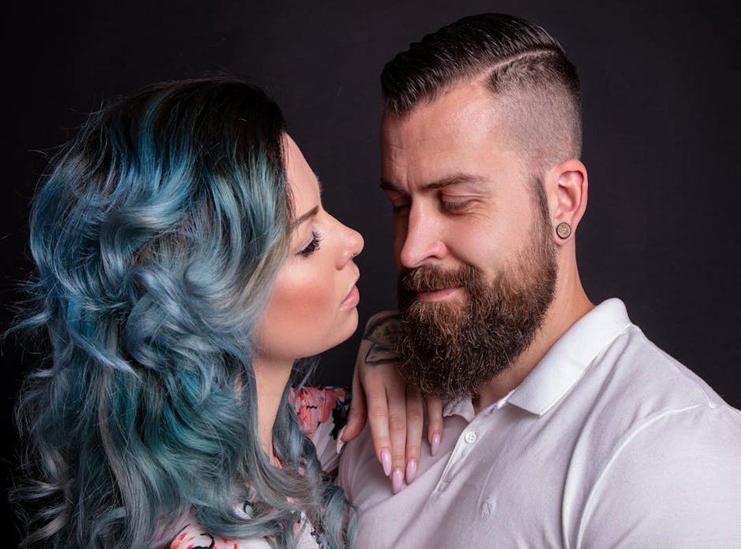 Height and Relationships: A Look at Khloe and Her Partners