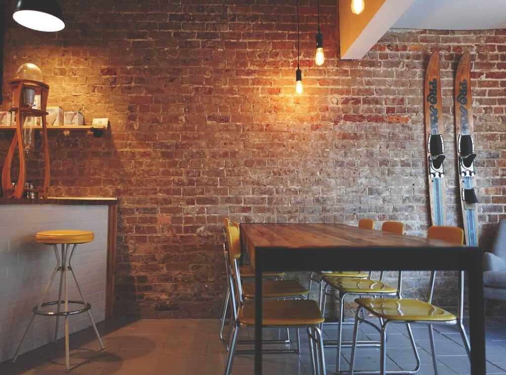 decluttering small spaces