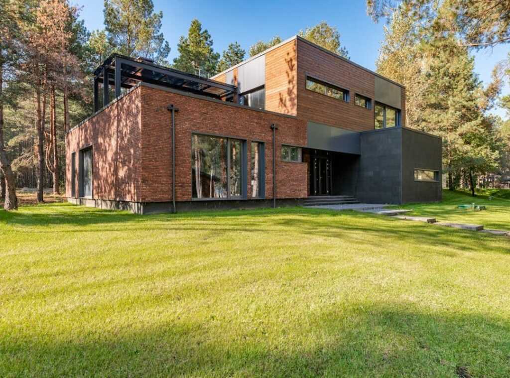 minimalist home creation